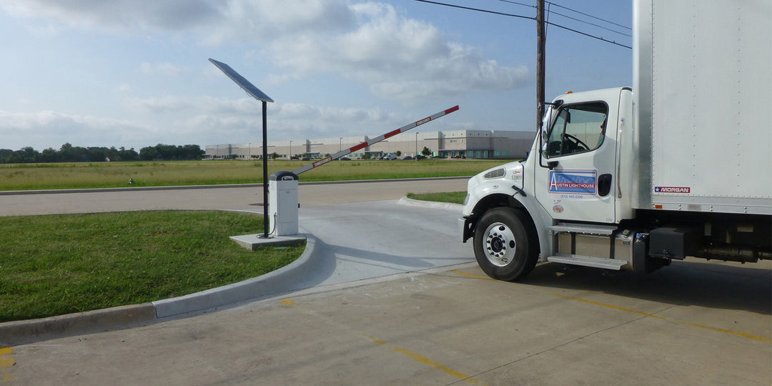 HySecurity StrongArmPark DC Parking Barrier Arm Installed A